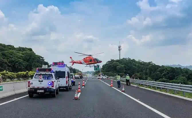 恭城高速公路汽车救援案例
